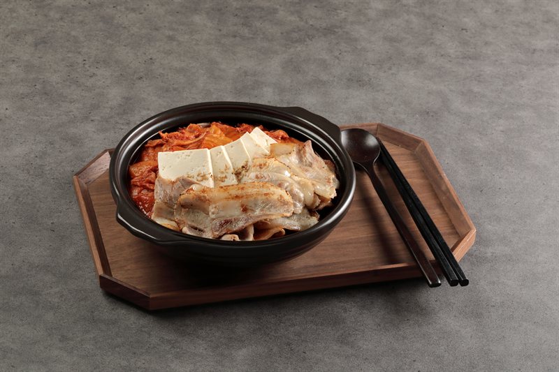 대패삼겹 왕창 김치찜